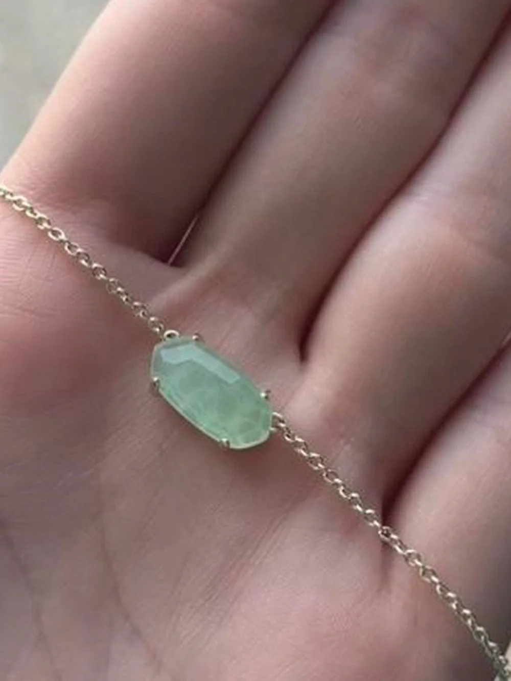 Kendra Scott Ever Pendant Gold Chain Necklace with Light Green Gemstone - Picture 2 of 3